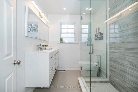 Photo 25 at 3 Wythenshawe Wood, Guildwood, Toronto