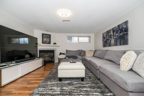 Photo 29 at 3 Wythenshawe Wood, Guildwood, Toronto