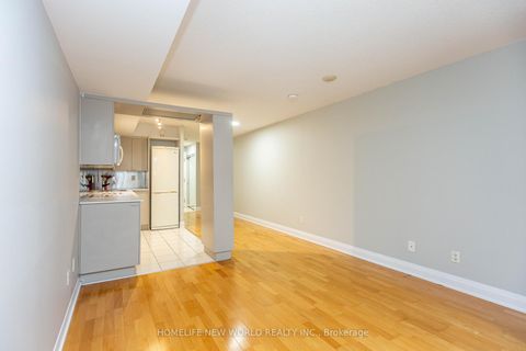 Photo 3 at 951 - 111 Elizabeth Street, Bay Street Corridor, Toronto