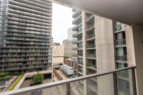 Photo 10 at 951 - 111 Elizabeth Street, Bay Street Corridor, Toronto