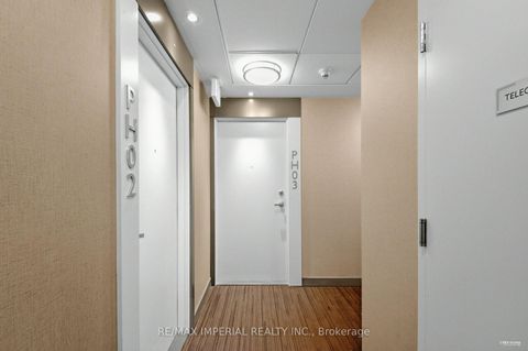 Photo 15 at Ph03 - 15 Grenville Street, Bay Street Corridor, Toronto