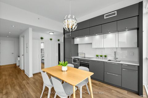 Photo 18 at Ph03 - 15 Grenville Street, Bay Street Corridor, Toronto