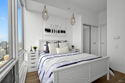 Photo 27 at Ph03 - 15 Grenville Street, Bay Street Corridor, Toronto