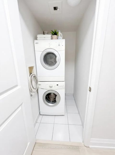 Photo 9 at 701 - 55 De Boers Drive, York University Heights, Toronto