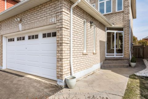 Photo 1 at 1505 Garland Crescent, Amberlea, Pickering