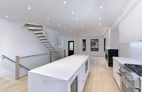 Photo 9 at 69 Brunswick Avenue, University, Toronto