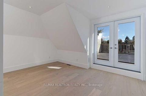Photo 13 at 69 Brunswick Avenue, University, Toronto