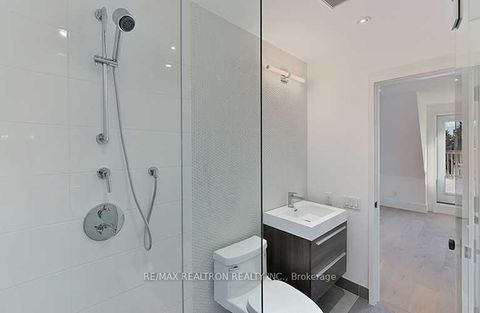 Photo 14 at 69 Brunswick Avenue, University, Toronto
