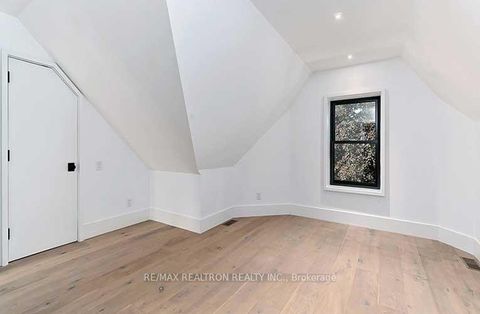Photo 17 at 69 Brunswick Avenue, University, Toronto