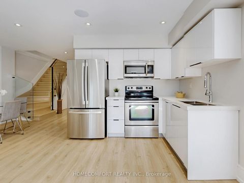 Photo 35 at 70 Bellefair Avenue, The Beaches, Toronto