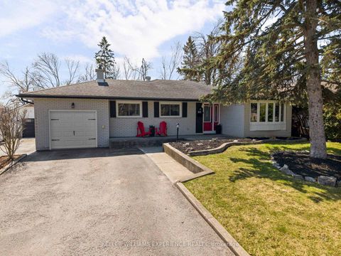Photo 0 at 27 Ottaway Avenue, Wellington, Barrie