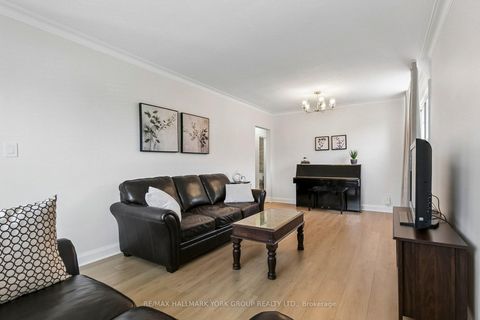 Photo 5 at 5 Larmere Court, Birchmount, Toronto