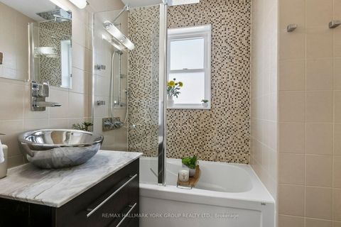 Photo 18 at 5 Larmere Court, Birchmount, Toronto