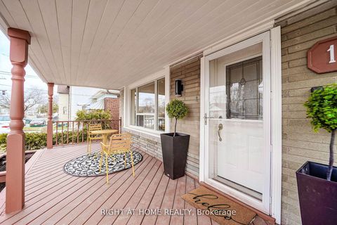 Photo 1 at 1083 Pharmacy Avenue, Maryvale, Toronto