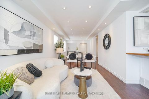 Photo 12 at 1083 Pharmacy Avenue, Maryvale, Toronto