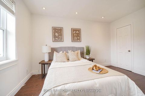 Photo 18 at 1083 Pharmacy Avenue, Maryvale, Toronto