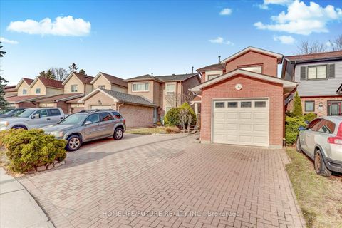 Photo 1 at 290 Braymore Boulevard, Rouge E11, Toronto