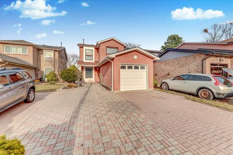 Photo 2 at 290 Braymore Boulevard, Rouge E11, Toronto