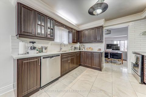 Photo 8 at 290 Braymore Boulevard, Rouge E11, Toronto