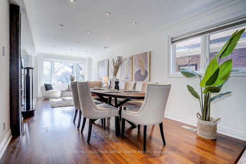 Photo 6 at 3 Park Lane Circle, South Richvale, Richmond Hill