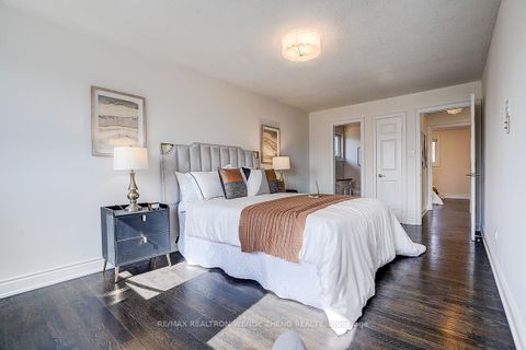 Photo 26 at 3 Park Lane Circle, South Richvale, Richmond Hill