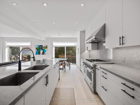 Photo 9 at 240 Maxwell Street, Bathurst Manor, Toronto