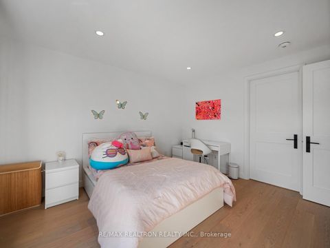 Photo 20 at 240 Maxwell Street, Bathurst Manor, Toronto