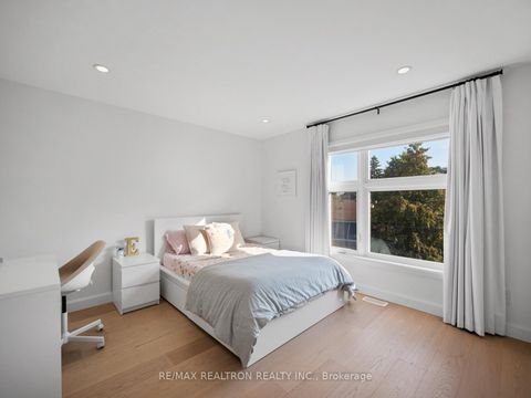 Photo 23 at 240 Maxwell Street, Bathurst Manor, Toronto