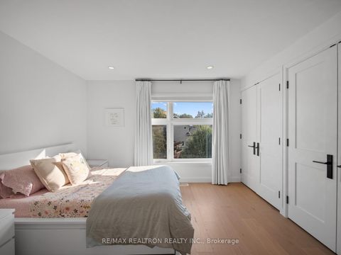 Photo 25 at 240 Maxwell Street, Bathurst Manor, Toronto