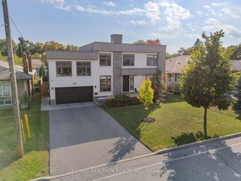 Photo 36 at 240 Maxwell Street, Bathurst Manor, Toronto