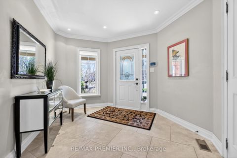 Photo 5 at 38 Helmsdale Avenue, Maple, Vaughan