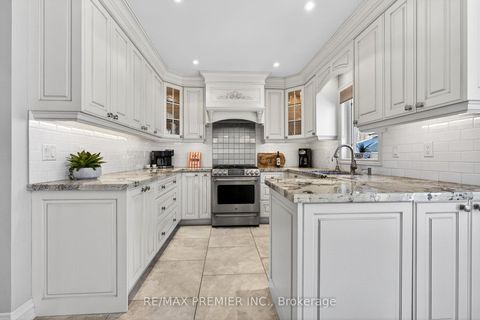 Photo 18 at 38 Helmsdale Avenue, Maple, Vaughan