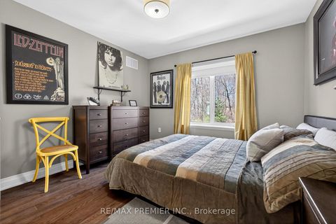 Photo 33 at 38 Helmsdale Avenue, Maple, Vaughan