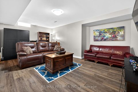 Photo 39 at 38 Helmsdale Avenue, Maple, Vaughan