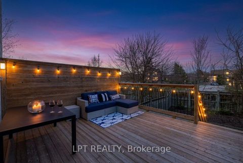 Photo 2 at 25 Hattie Court, Historic Lakeshore Communities, Georgina