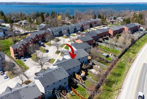 Photo 3 at 25 Hattie Court, Historic Lakeshore Communities, Georgina