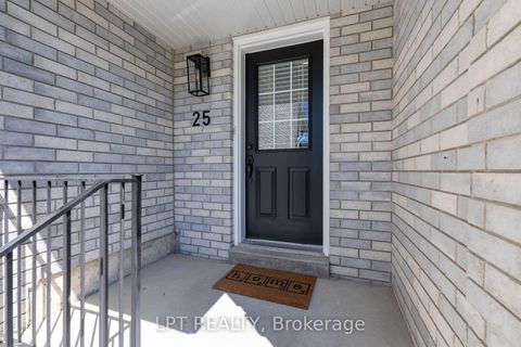 Photo 5 at 25 Hattie Court, Historic Lakeshore Communities, Georgina