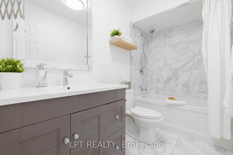 Photo 25 at 25 Hattie Court, Historic Lakeshore Communities, Georgina