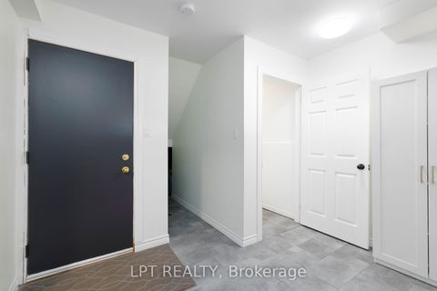 Photo 26 at 25 Hattie Court, Historic Lakeshore Communities, Georgina