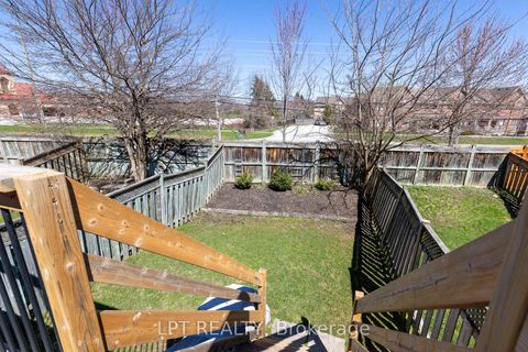 Photo 31 at 25 Hattie Court, Historic Lakeshore Communities, Georgina