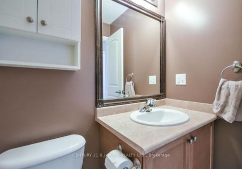 Photo 21 at 12 White Crescent, Holly, Barrie