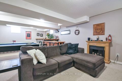 Photo 25 at 12 White Crescent, Holly, Barrie