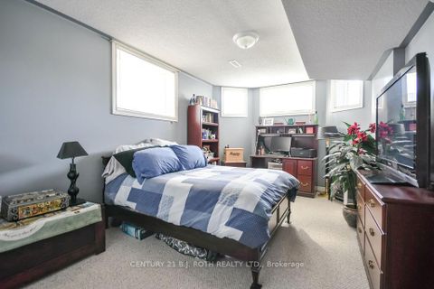 Photo 29 at 12 White Crescent, Holly, Barrie