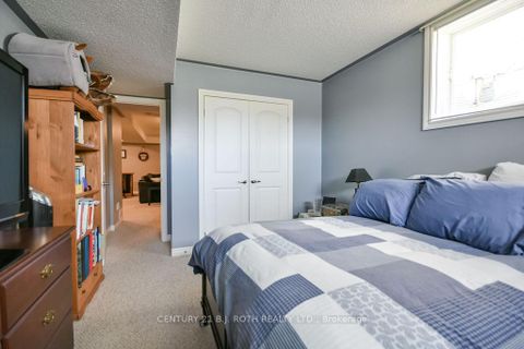 Photo 30 at 12 White Crescent, Holly, Barrie