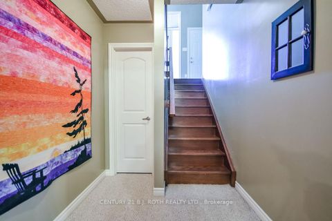 Photo 33 at 12 White Crescent, Holly, Barrie