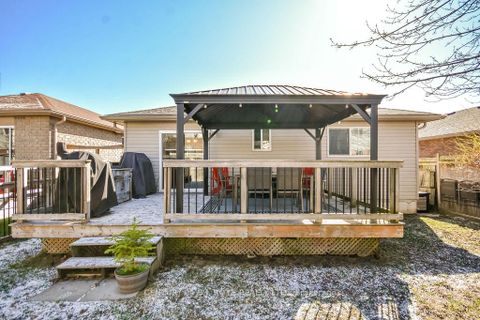 Photo 34 at 12 White Crescent, Holly, Barrie