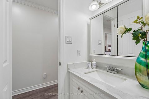 Photo 20 at 11 Charlotte Court, Letitia Heights, Barrie