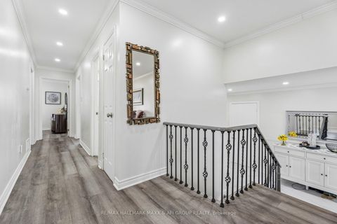 Photo 21 at 11 Charlotte Court, Letitia Heights, Barrie