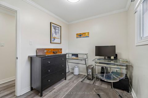 Photo 31 at 11 Charlotte Court, Letitia Heights, Barrie