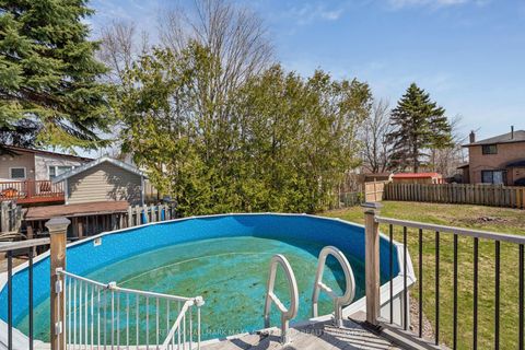 Photo 45 at 11 Charlotte Court, Letitia Heights, Barrie